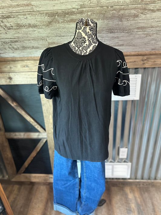 Black Rope Sleeve Top