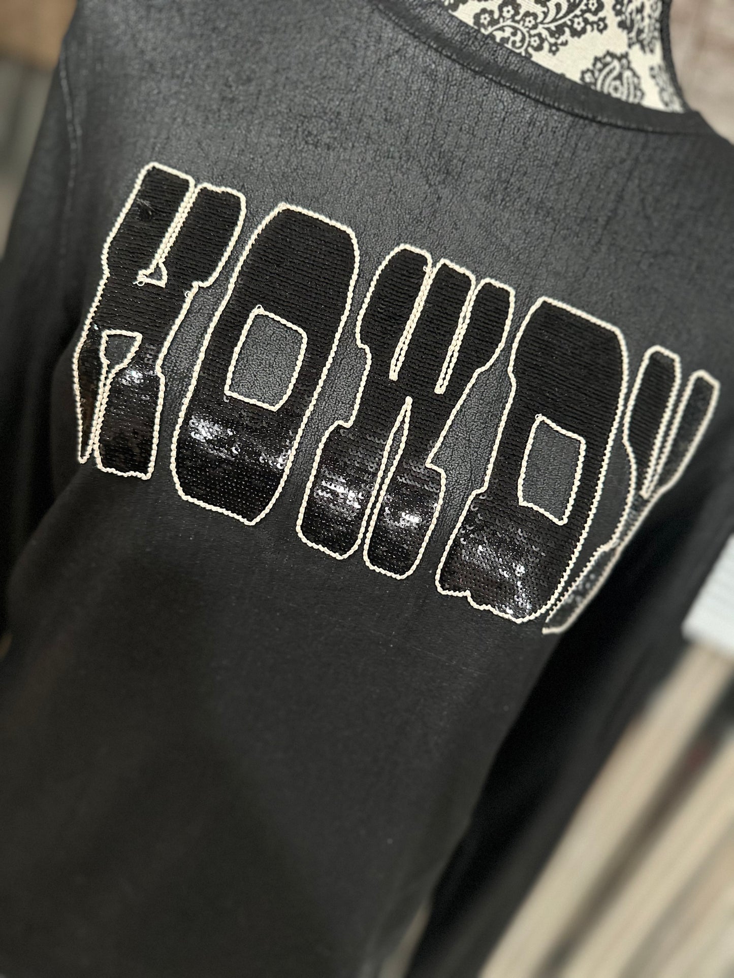 Howdy Black Long Sleeve T-shirt